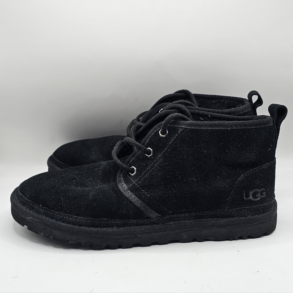 Ugg Neumel - image 1